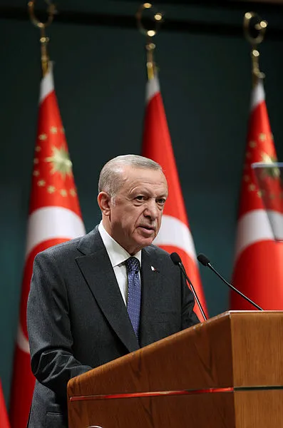 son-dakika-haberi-baskan-erdogan-kabine-toplantisi-kararlarini-acikladi-esnafa-yeni-kredi-paketi-ve-universite-1665425360863.jpg SON DAKİKA HABERİ! Başkan Erdoğan Kabine Toplantısı kararlarını açıkladı: Esnafa yeni kredi paketi ve üniversite öğrencilerine ulaşım desteği