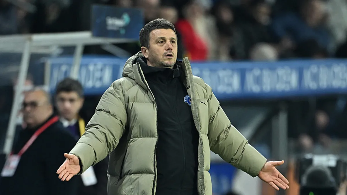 Hakan Keleş: “Bugünkü penaltılarda hakem haklıydı” Hakan Keleş: “Bugünkü penaltılarda hakem haklıydı”