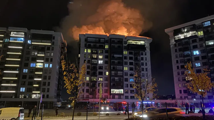 Eskişehir'de kapıcı 11 katlı apartmanı yaktı! Nedeni ağızları açıkta bıraktı