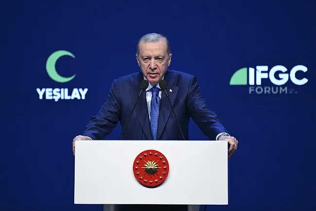 Başkan Erdoğan: Sosyal medya toplum yapısını hedef alıyor