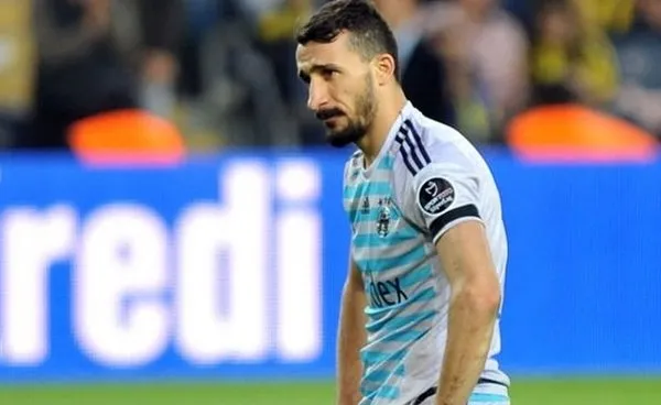 Ünlü futbolcular ve lüks otomobilleri