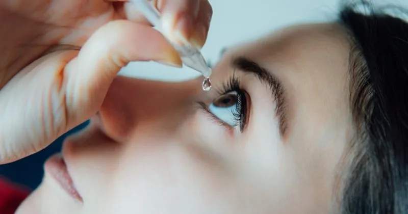 goze damla damlatmak orucu bozar mi zedeler mi goz damlasi orucu bozar mi son dakika haberler