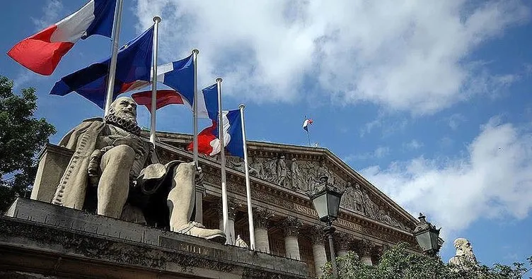 Fransa’da seçmen kütüğünde çifte kayıt iddiası