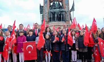 Cumhuriyet Anıtı’na çelenk bırakıldı
