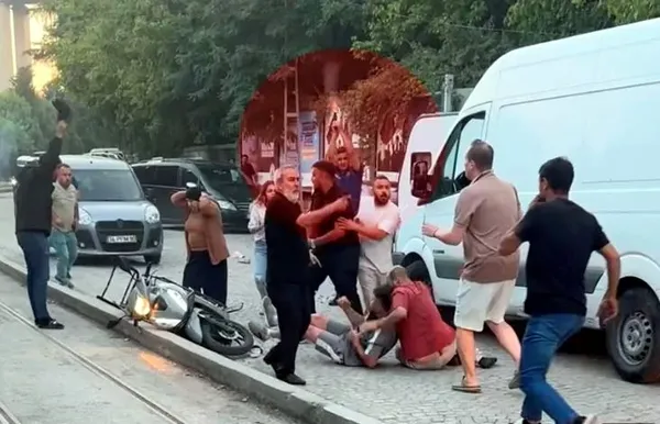kagithanede-trafikte-yol-verme-kavgasinda-4-kisiyi-bicakladi-polis-havaya-ates-acti-1785159927767.jpg