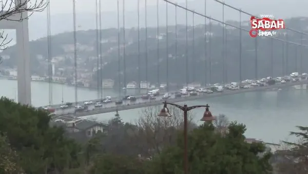 İstanbul'da FSM Köprüsü’nde zincirleme kaza! TEM'de trafiği felç etti | Video