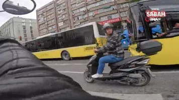 İstanbul’da kahkahaya boğan kaza: Motosikletine çarpan kişi annesi çıktı