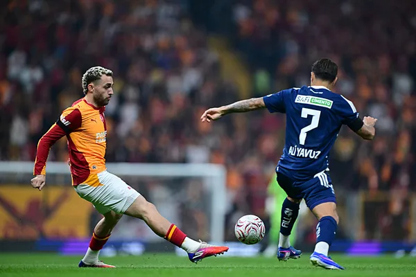 canli-super-ligde-galatasaray-kasimpasa-maci-ilk-yari-oynaniyor-1791567254407.jpeg