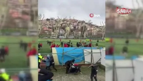 Amatör maçta ortalık savaş alanına döndü: 4 futbolcu yaralı | Video