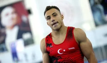 Milli sporcu Adem Asil, altın madalya kazandı