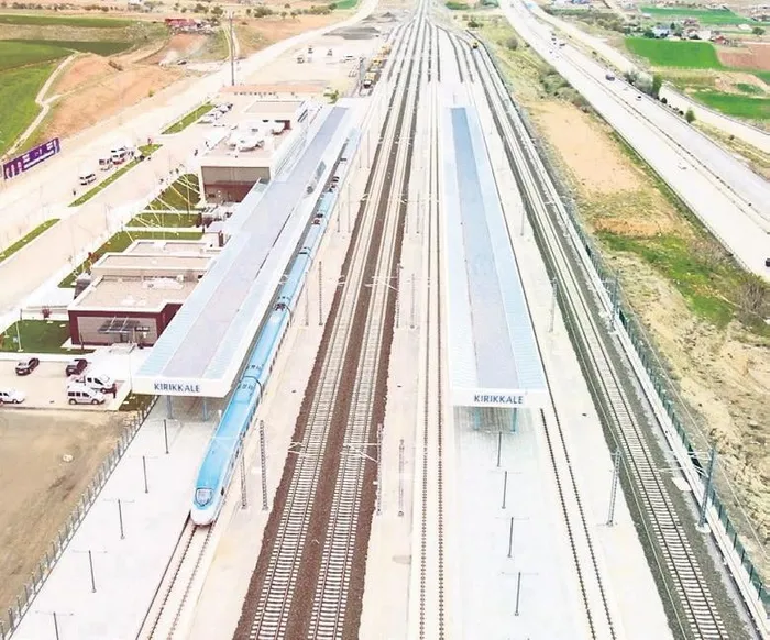 sivas-istanbul-yuksek-hizli-tren-seferleri-basliyor-1713378701329.jpeg