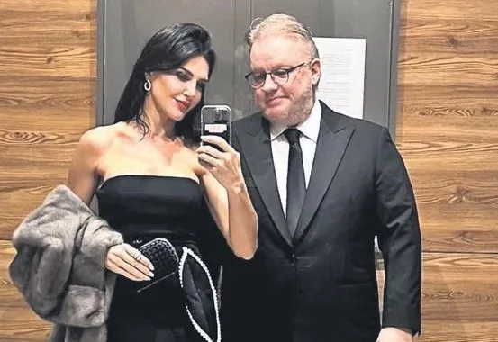 Cemiyet hayatında beklenmeyen kopuş! Evlilik beklerken ayrılık geldi: Bakın aşk masalı nasıl bitmiş...