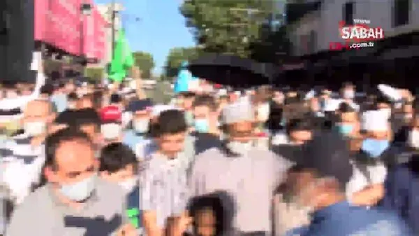 Son dakika: Bariyerleri geçenler Ayasofya Camii'ne tarihi Cuma namazına doğu koşuyor | Video