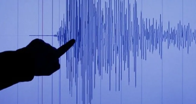 Endonezya’da 6.2 büyüklüğünde yeni deprem 52