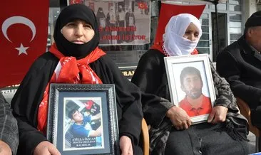 Acılı ailelerin evlat nöbeti devam ediyor #mus