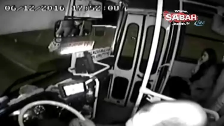 Yolcu otobüsünün devrilme anı kamerada: Dehşeti böyle yaşadılar!
