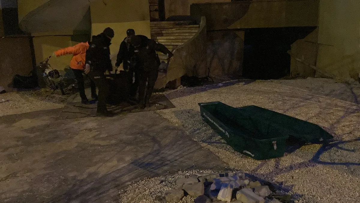 Mersin’de 24 yaşındaki gencin şüpheli ölümü: Arkadaşı banyoda o halde buldu!