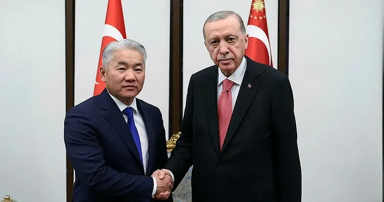 Başkan Erdoğan Moğolistan MGK Sekreteri Enkhbayar’ı kabul etti