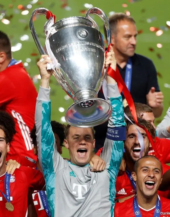 Bayern Münih kupasını aldı! İşte o görüntüler...