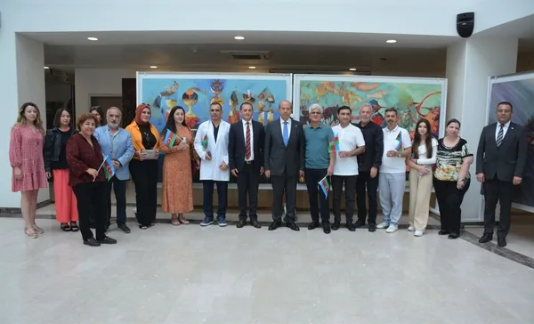 azerbaycan-bagimsizlik-gunu-sergisi-acildi-1685269342342.jpg