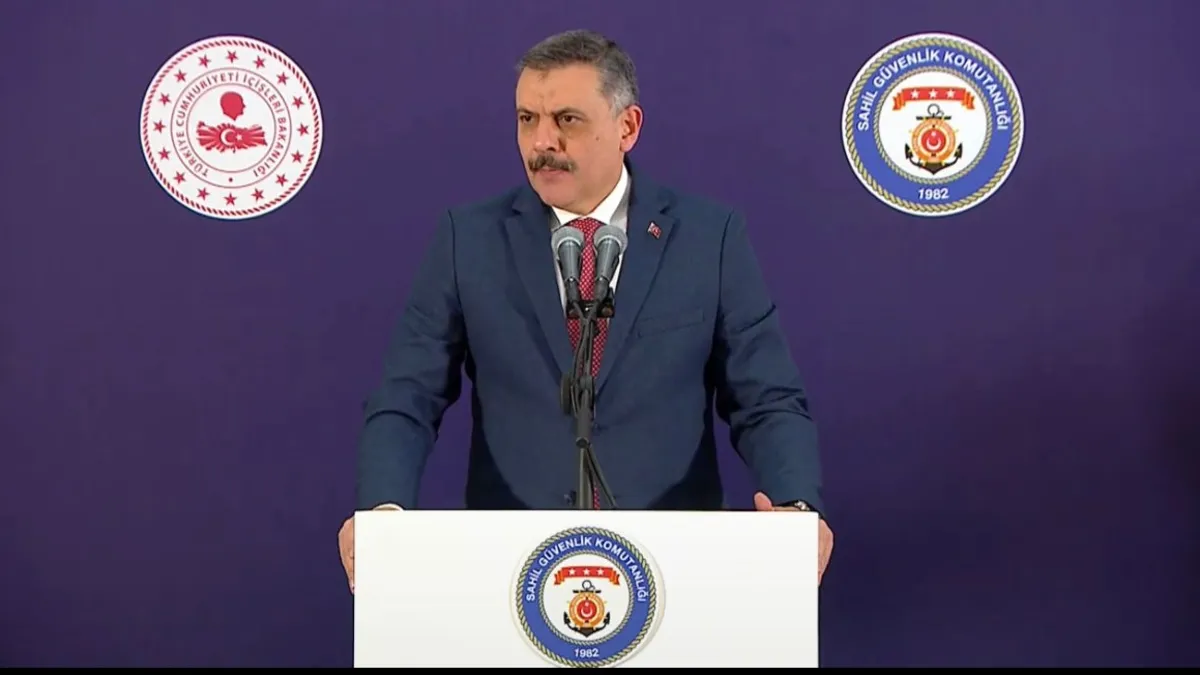 Bakan Çiftçi: Göçmen kaçakçılarına geçit yok Bakan Çiftçi: Göçmen kaçakçılarına geçit yok