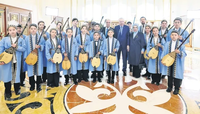 ikili-ticaret-hacminde-hedef-15-milyar-dolar-1778706659047.jpeg