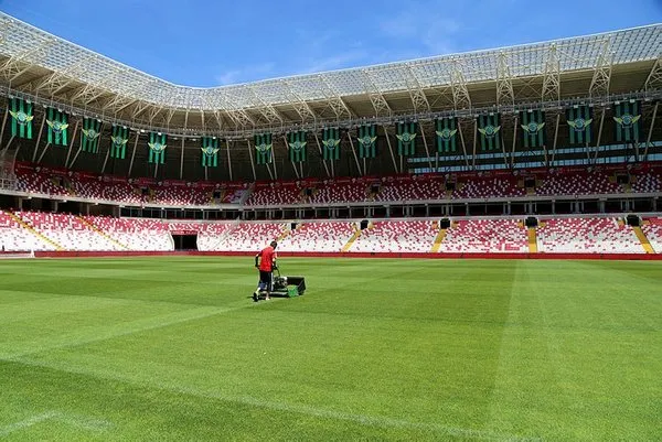 Yeni 4 Eylül Stadyumu, Galatasaray - Akhisarspor maçına hazır
