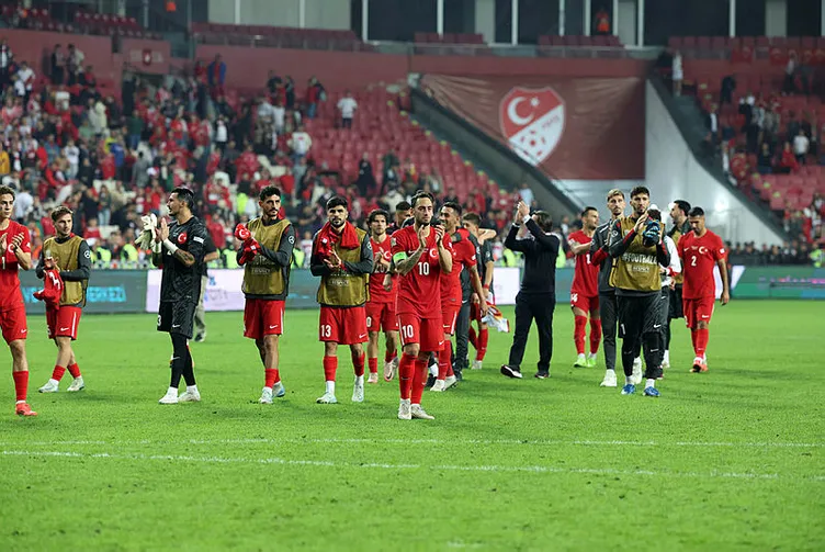 Montella’ya Karadağ zaferi sonrası tepki! Elimizdeki değerleri aşağı çekmek için bu kadar uğraşmayın