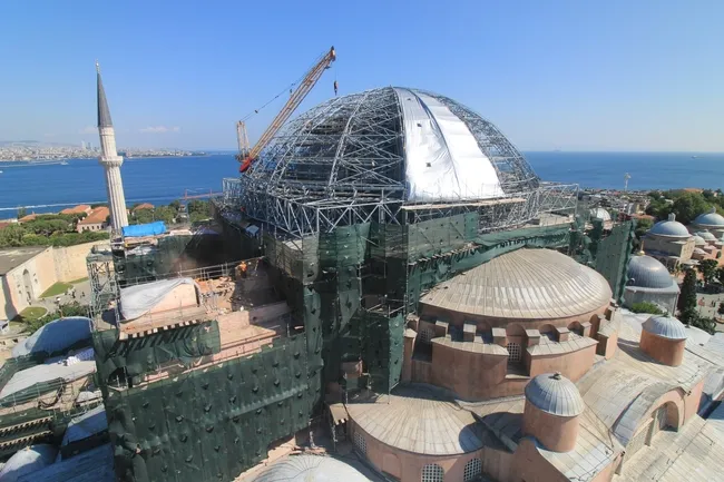 turizm-bakani-ersoydan-ayasofya-i-kebir-camii-restorasyonu-aciklamasi-ozgun-doku-korunacak-1784880693107.jpg