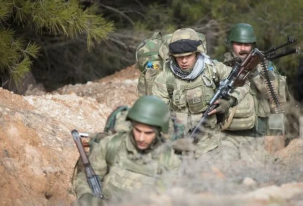 Mehmetçik'in ilçe merkezine ulaştığı Afrin'den son fotoğraflar