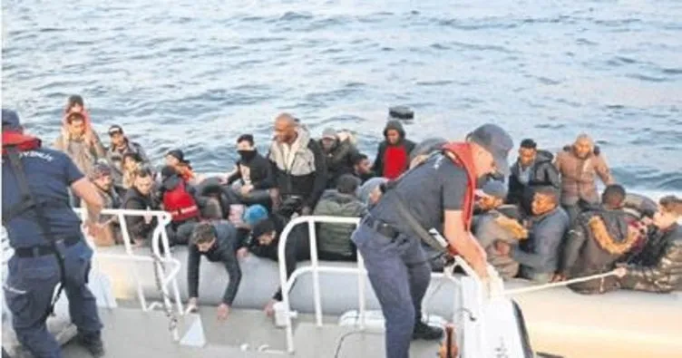 İzmir’de 80 kaçak göçmen yakalandı