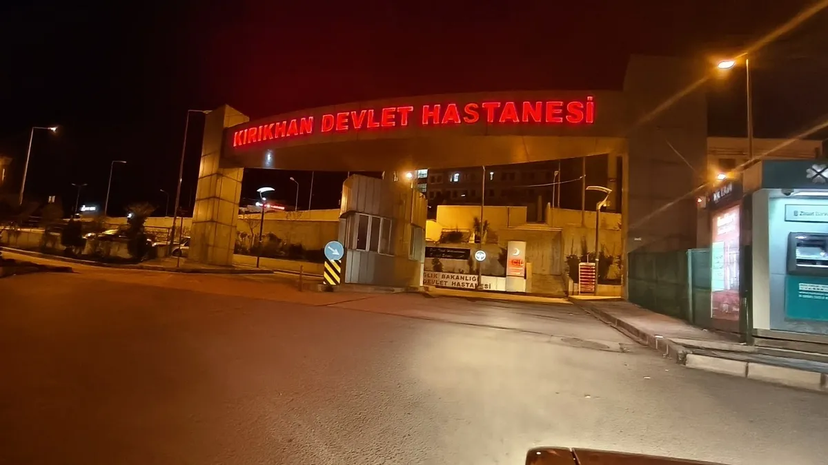 Hatay’daki kanlı infazda bir aile yok oldu: Anne-baba öldü, kızları ağır yaralı! Kan donduran detaylar… Hatay’daki kanlı infazda bir aile yok oldu: Anne-baba öldü, kızları ağır yaralı! Kan donduran detaylar…