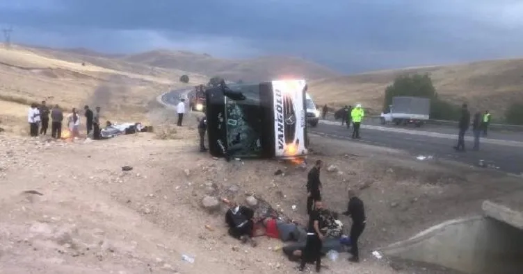 Sivas’ta otobüs kazası: 7 ölü, 30 yaralı