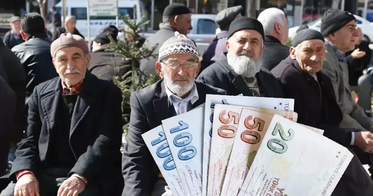 Emekli milyonlara banka promosyonu uyarısı! 40 bin TL’yi bulabilir, kritik tarih verildi