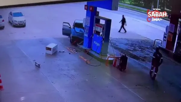 Freni patlayan otomobil akaryakıt istasyonuna girdi: 2 yaralı | Video