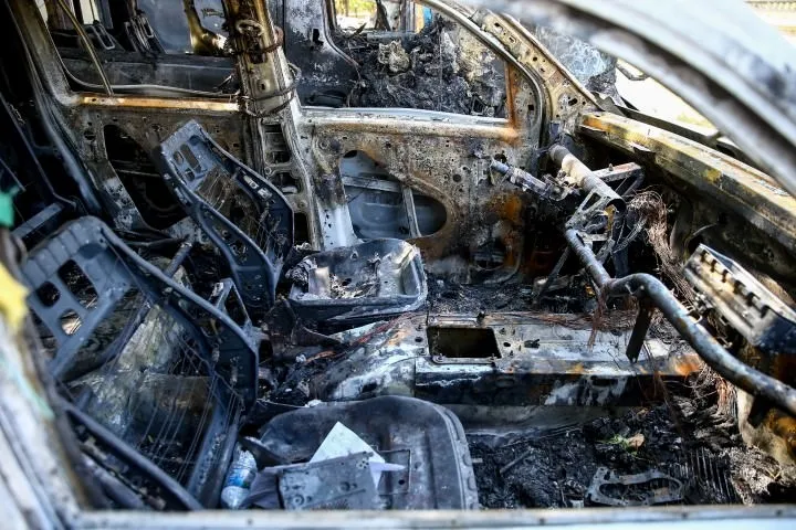 FETÖ'cü hainler 15 Temmuz gecesi polis araçlarını bu hale getirdi