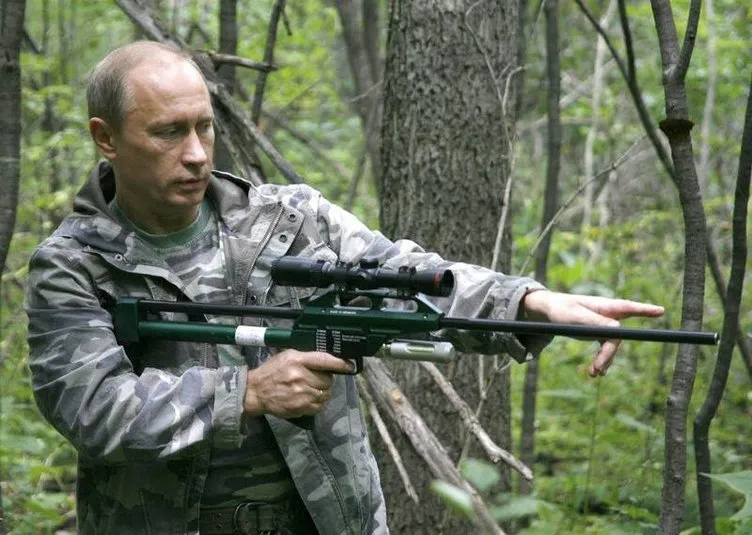 Putin yavru kaplan yakaladı