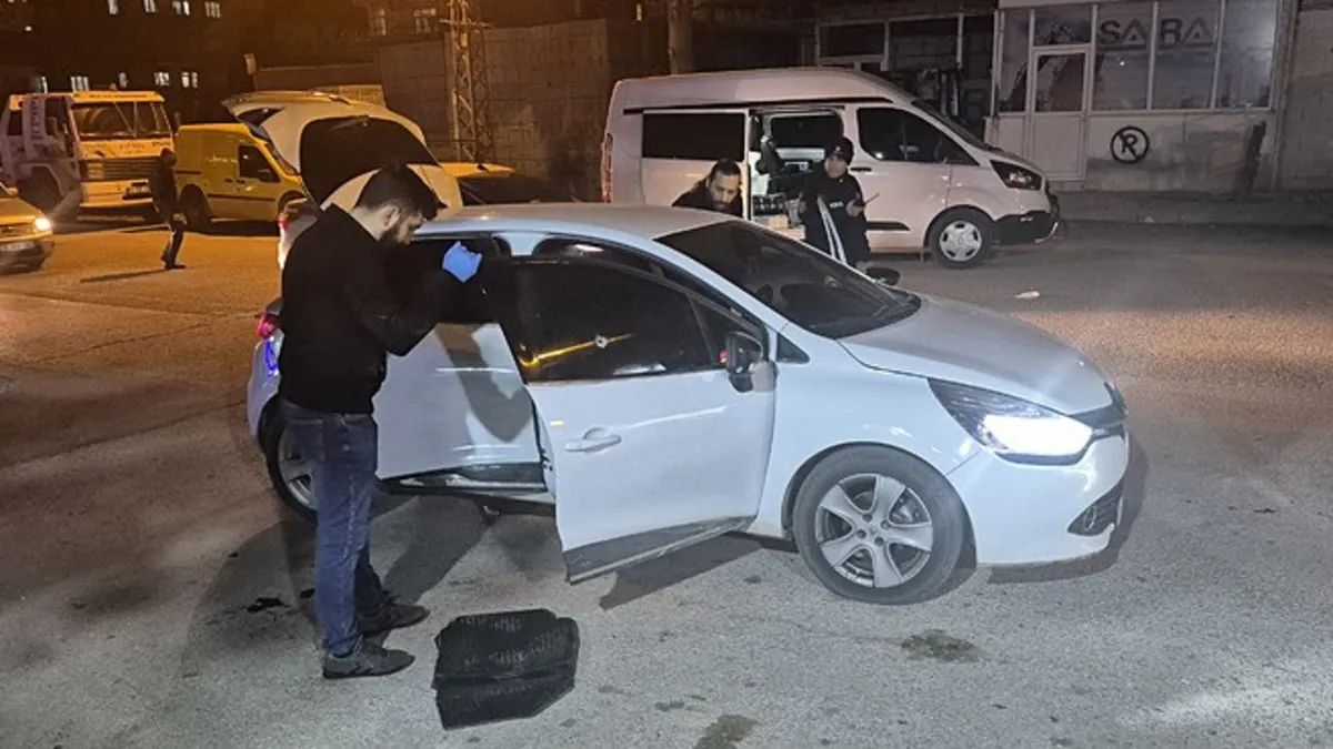 Gaziantep’te silahlı kavga: 1 ölü, 1 ağır yaralı Gaziantep’te silahlı kavga: 1 ölü, 1 ağır yaralı