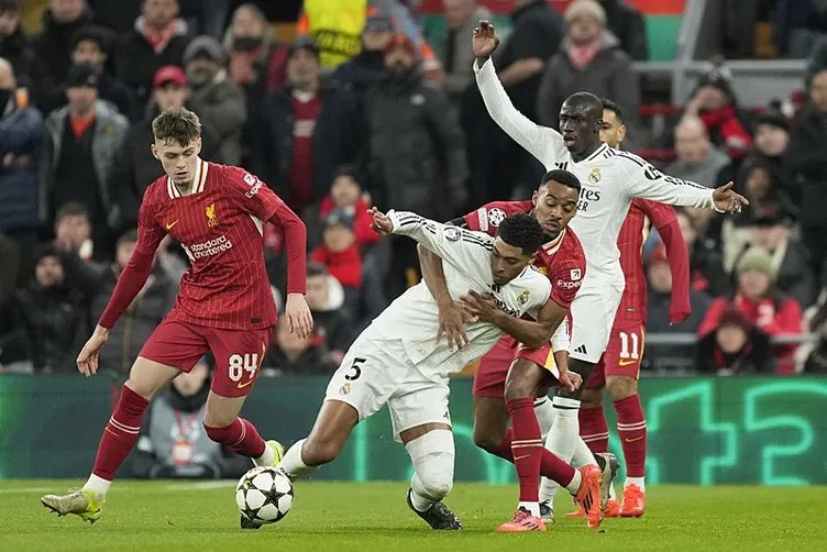 Son dakika haberi: Ancelotti, Arda Güler’in o şutuna isyan etti! İşte İtalyan hocayı çıldırtan pozisyon...