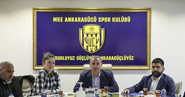 MKE Ankaragücü Kulübü Başkanı Faruk Koca, taraftar gruplarıyla bir araya geldi