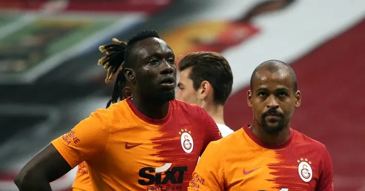 Galatasaray’da Marcelo Saracchi ve Marcao sakatlandı