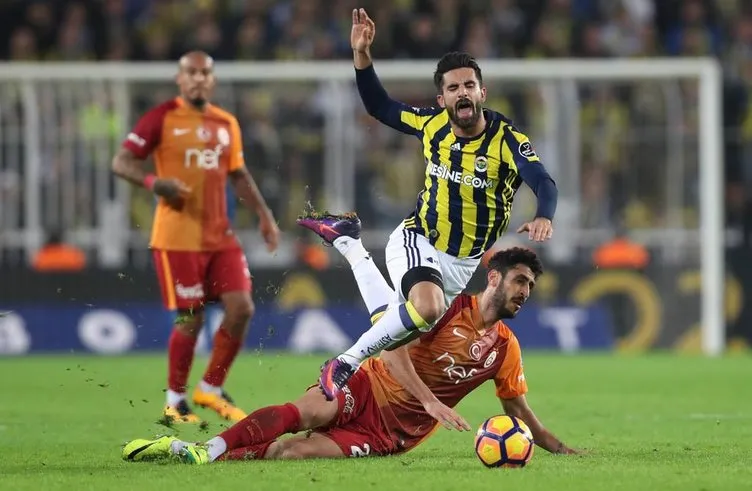 Fenerbahçe-Galatasaray derbisinden kareler