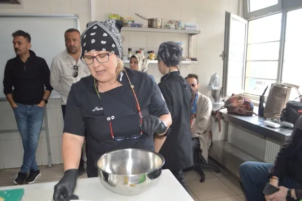 ayvalikta-sifir-atik-mutfak-projesi-ev-ekonomilerine-destek-olacak-1746538418558.jpg
