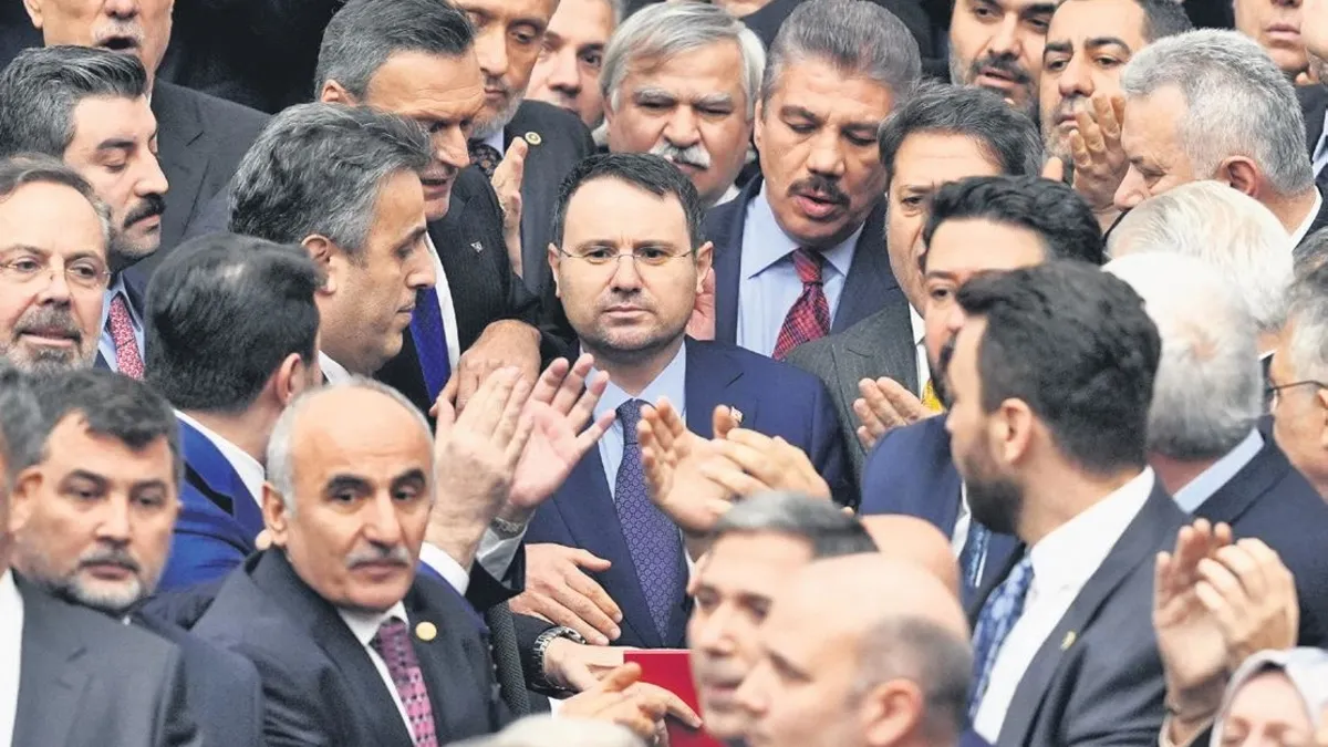 Meclis’te CHP vandallığı