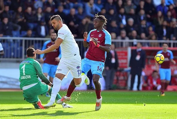 Kasımpaşa - Trabzonspor maçından kareler
