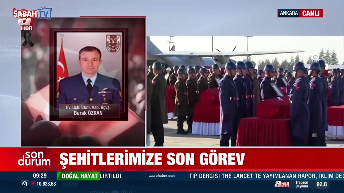 Türkiye kahraman şehitlerini dualarla uğurluyor Türkiye kahraman şehitlerini dualarla uğurluyor