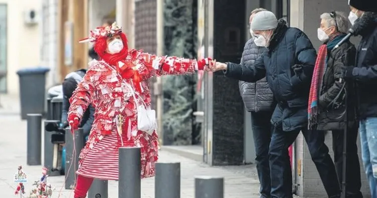 Yasaklı mesafeli karnaval eğlencesi