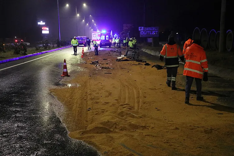 SON DAKİKA: Denizli’de feci kaza! Yolcu otobüsü TIR’a çarptı: Ölü ve yaralılar var