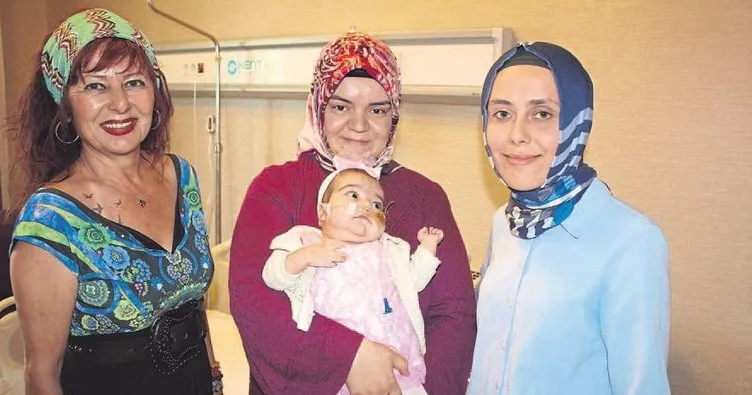 Makbule hemşireden Asya bebeğe can aşısı