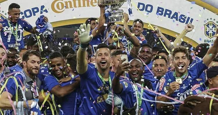 Brezilya Kupası şampiyonu: Cruzeiro!